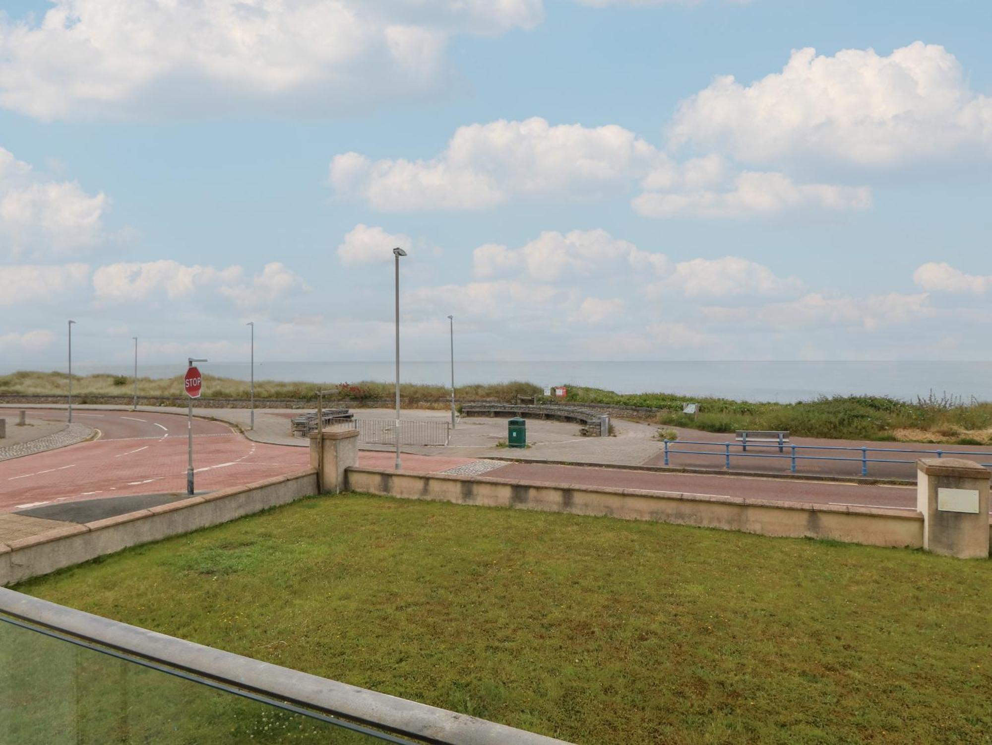 6 West End Point Apartment Пълхели Екстериор снимка